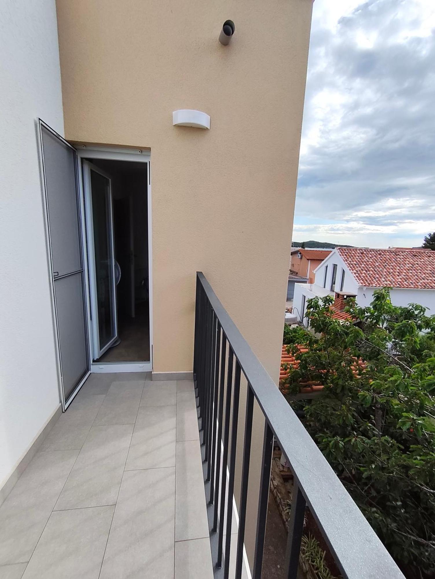 Spacious 2-Bedroom Apartment With Terrace Sea View Zaboric Dış mekan fotoğraf